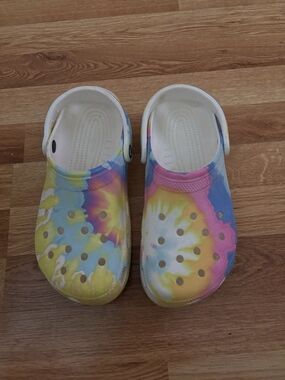 Pastel Tie Dye Classic Clogs Crocs Size Womens 9